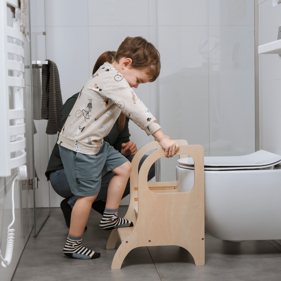 Montessori Justerbar Lackerad Stegpall i Trä För Barn (& vuxna)