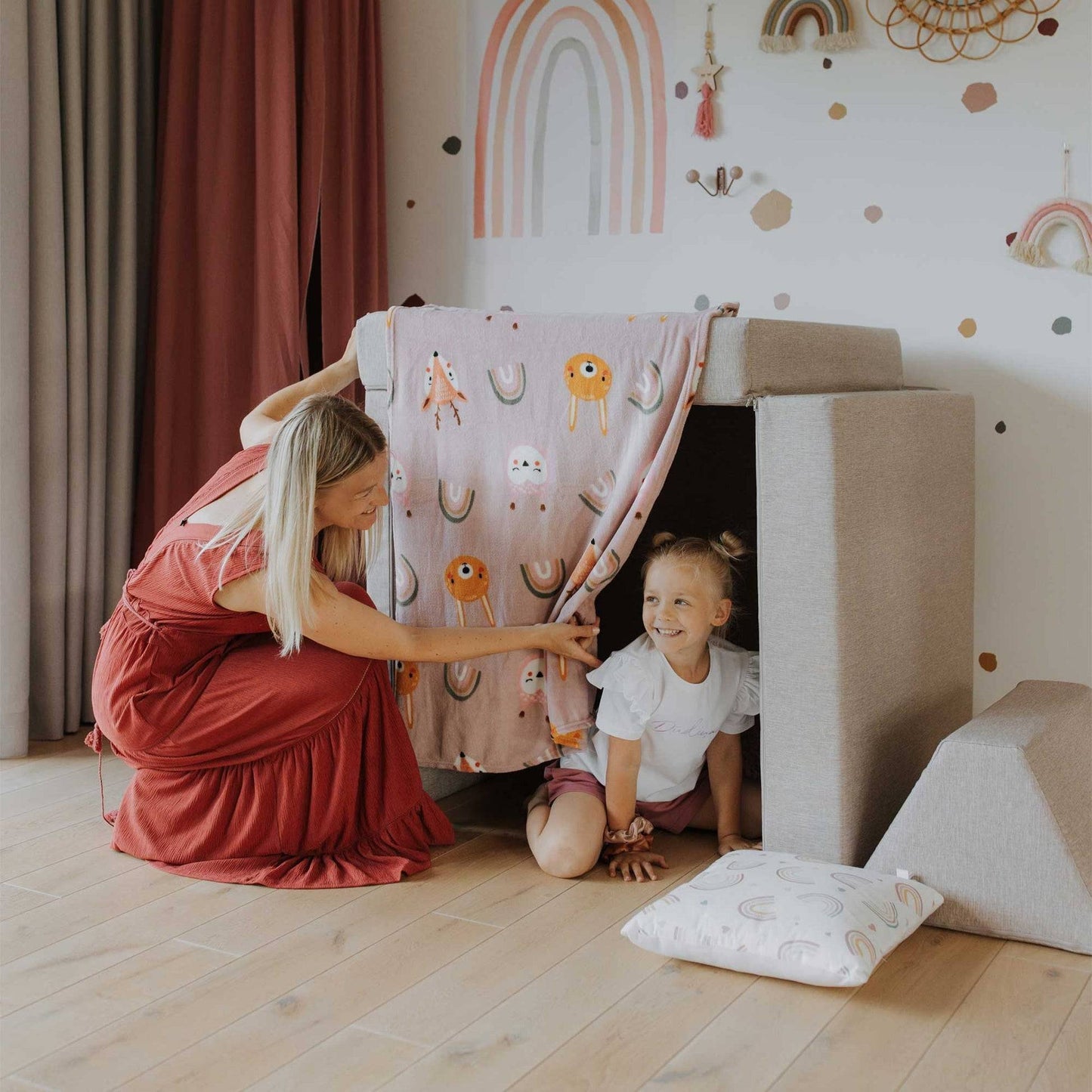 Montessori Beige Block Barnsoffa / Leksoffa - Från 1 - 16 år