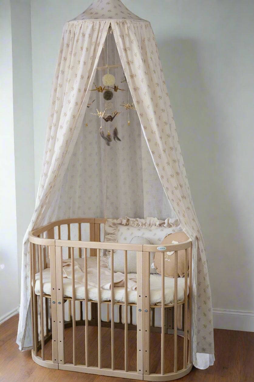 Ekologisk Handgjord Sänghimmel Vit Blommig Bomull