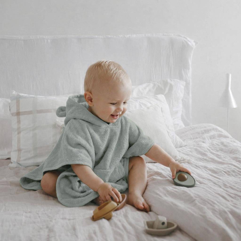 Mintgrön Badponcho för Barn med Huva och Kaninöron – Bomull & Bambu