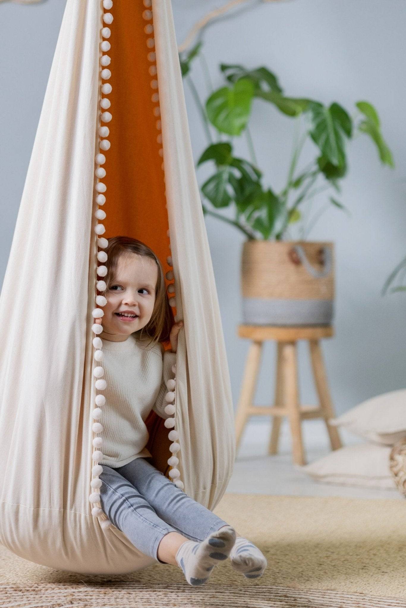 Hängstol För Barn - Kräm Kokong Hängmatta Med Pompoms