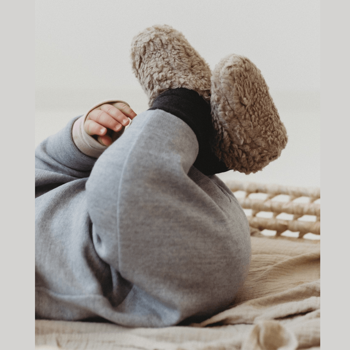 Beige Merino Ull Fodrade Babytofflor / Tossor - Tillverkad i EU