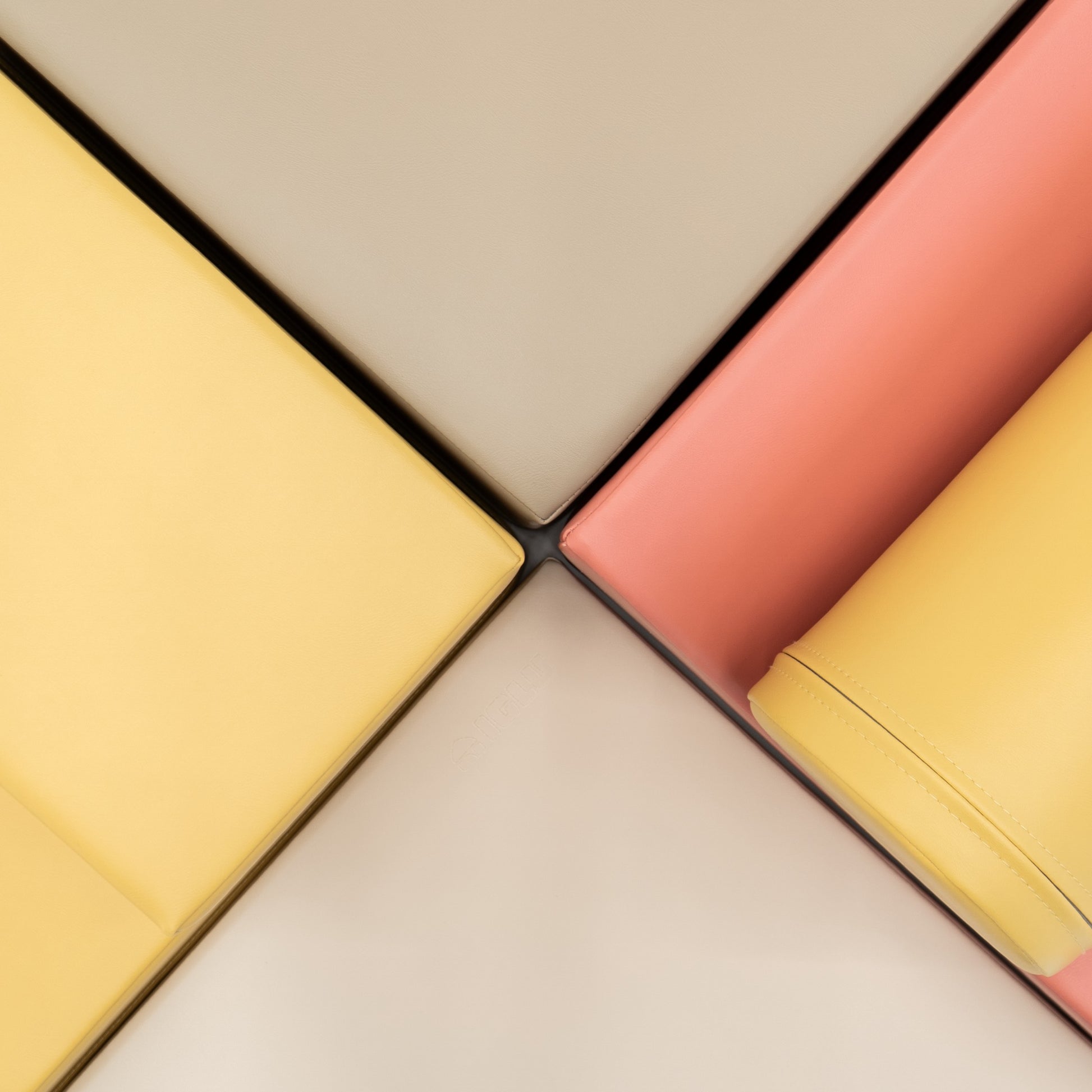 Stora Skum Byggklossar (6 olika delar) -  Aprikos, Gul & Beige Eko-Läder