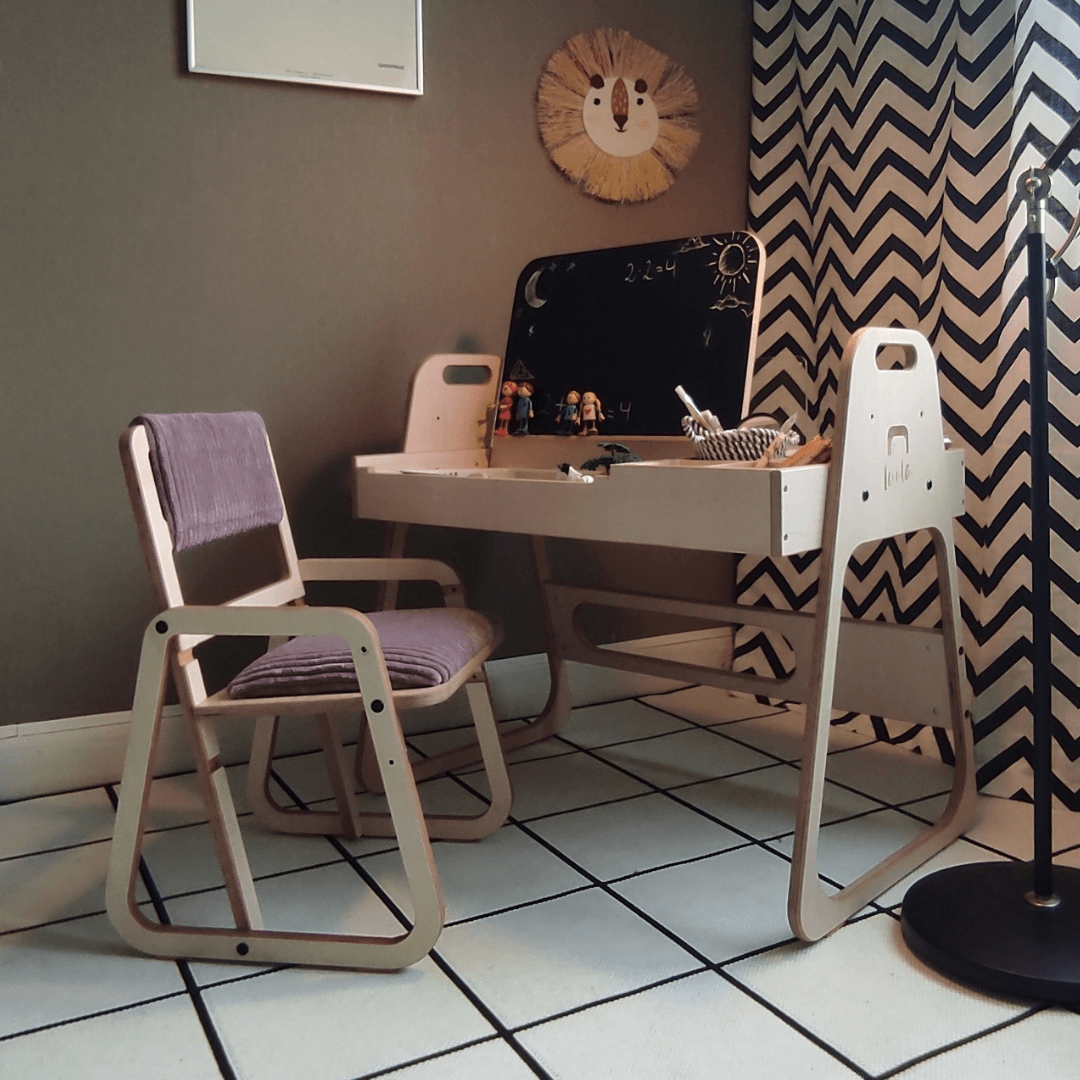 Justerbar Montessori Stol & Skrivbord Set i Trä för Barn - Rosa - Julle