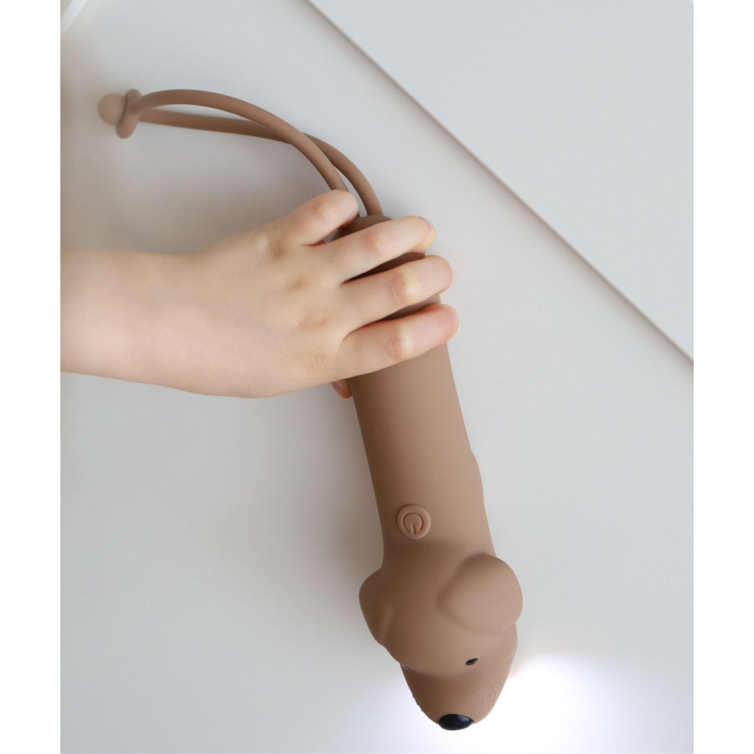Rabbit & Friends Ficklampa LED - Brun Hund
